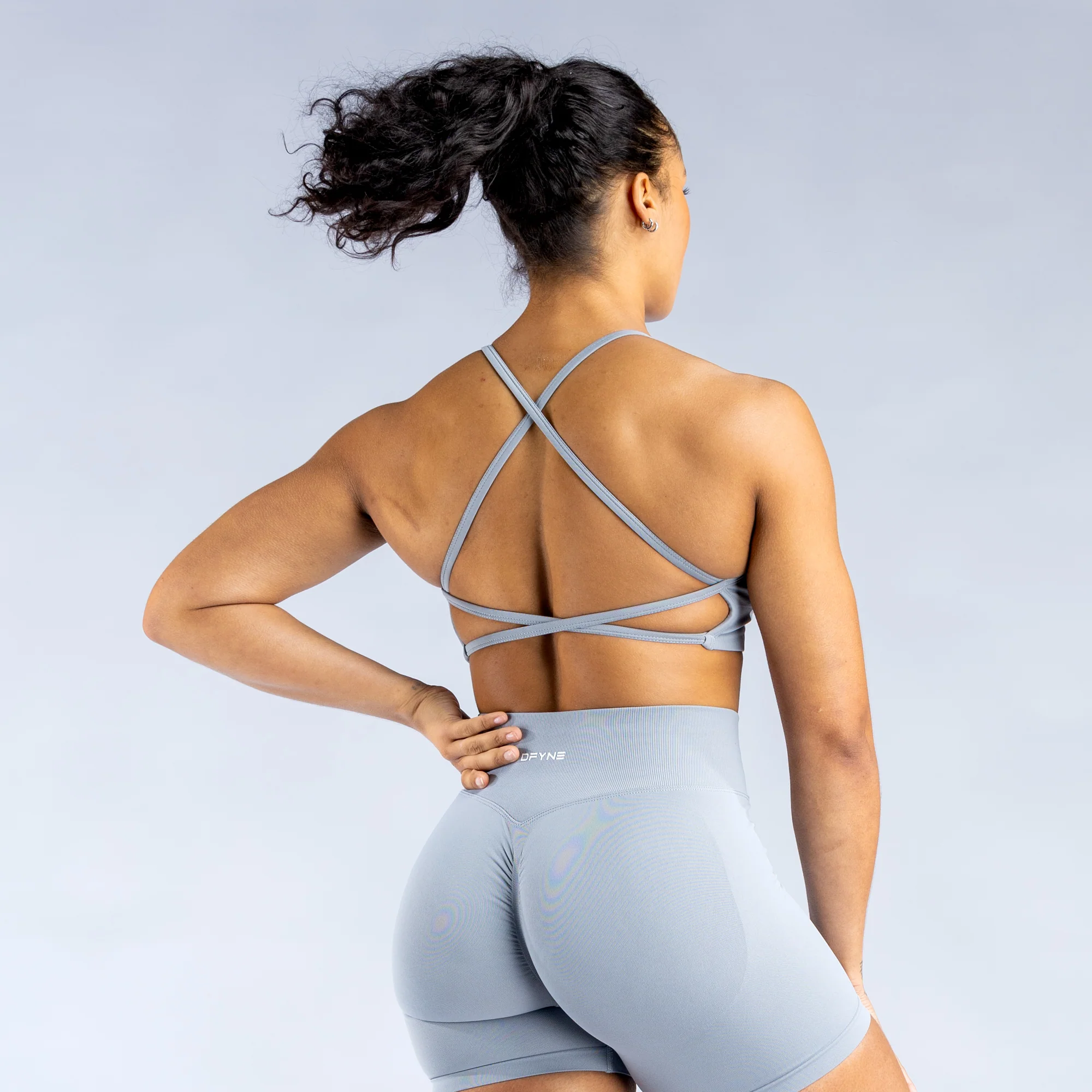 Dynamic Backless Sports Bra - Image 2